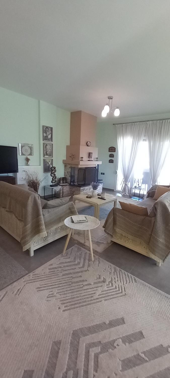 TV and multimedia, Seating area