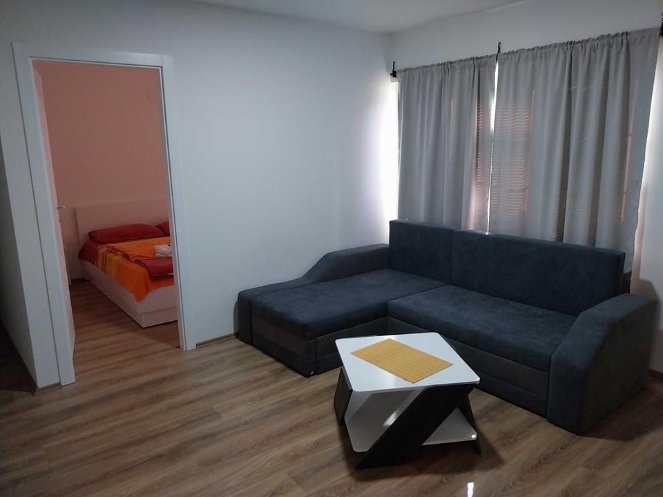 Bed, Living room, Bedroom