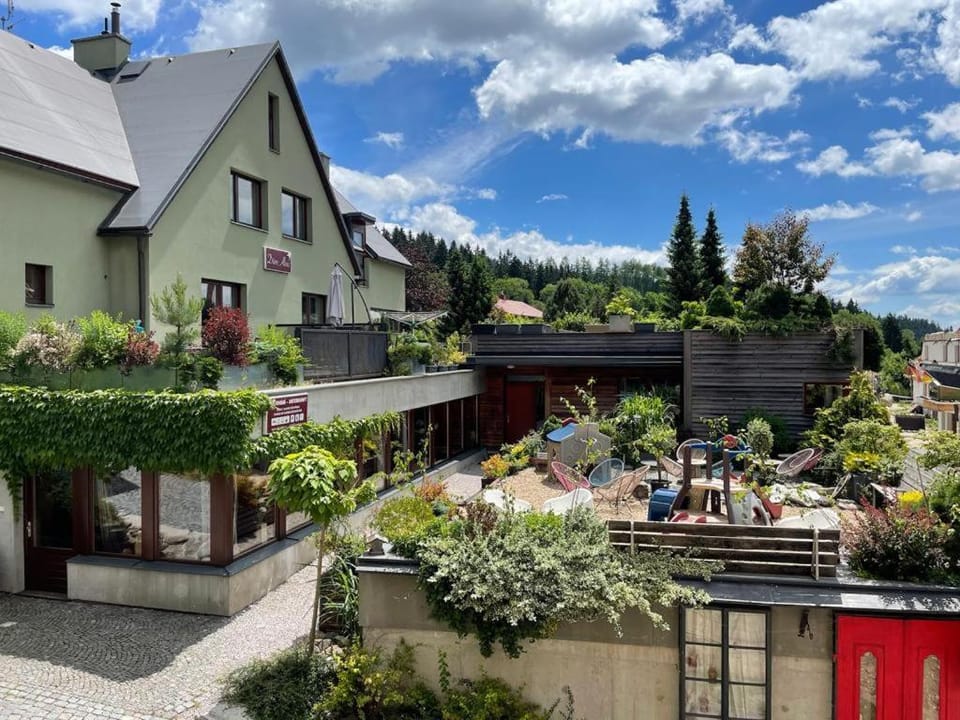 Property building, Balcony/Terrace