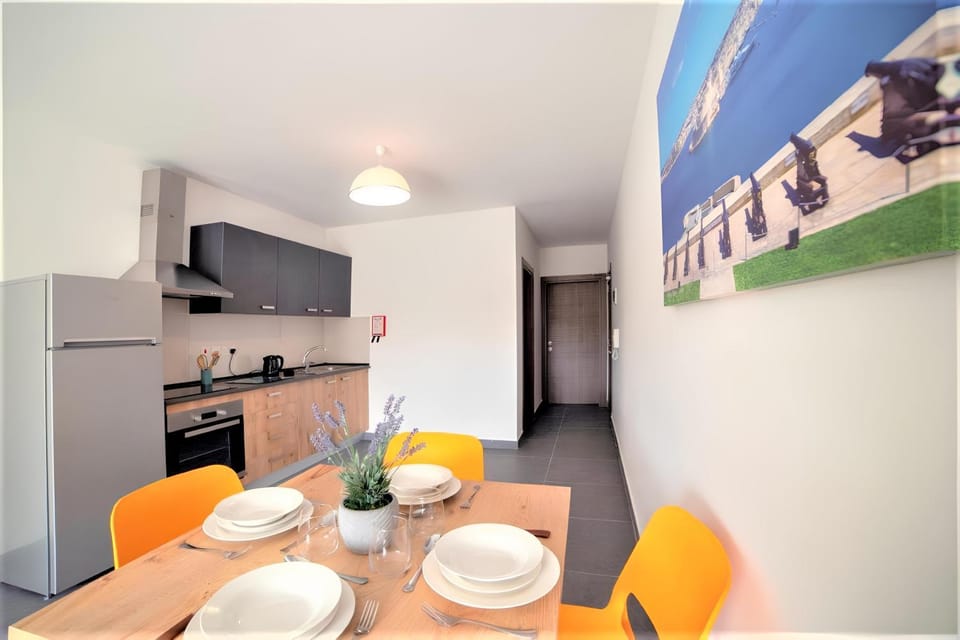 Kitchen or kitchenette, Dining area, stove, kitchen