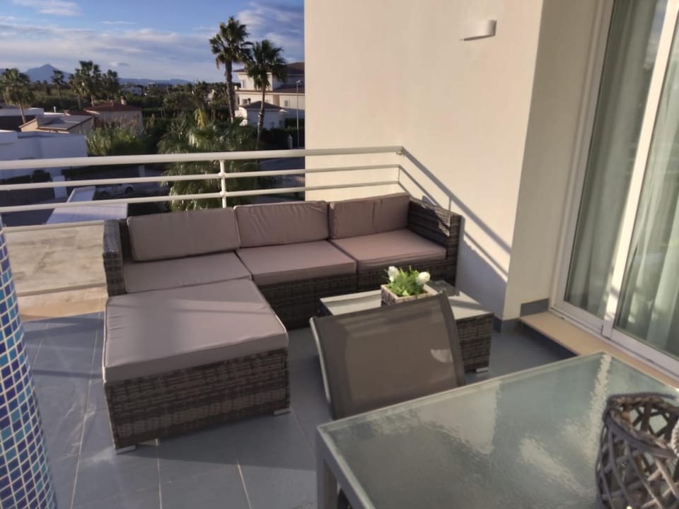 Balcony/Terrace, Balcony/Terrace