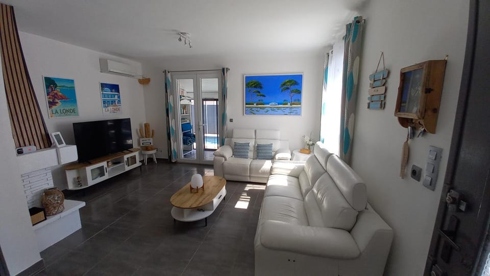 Maison de vacances avec piscine privée à La Londe-les-Maures proche des plages House in La Londe-les-Maures