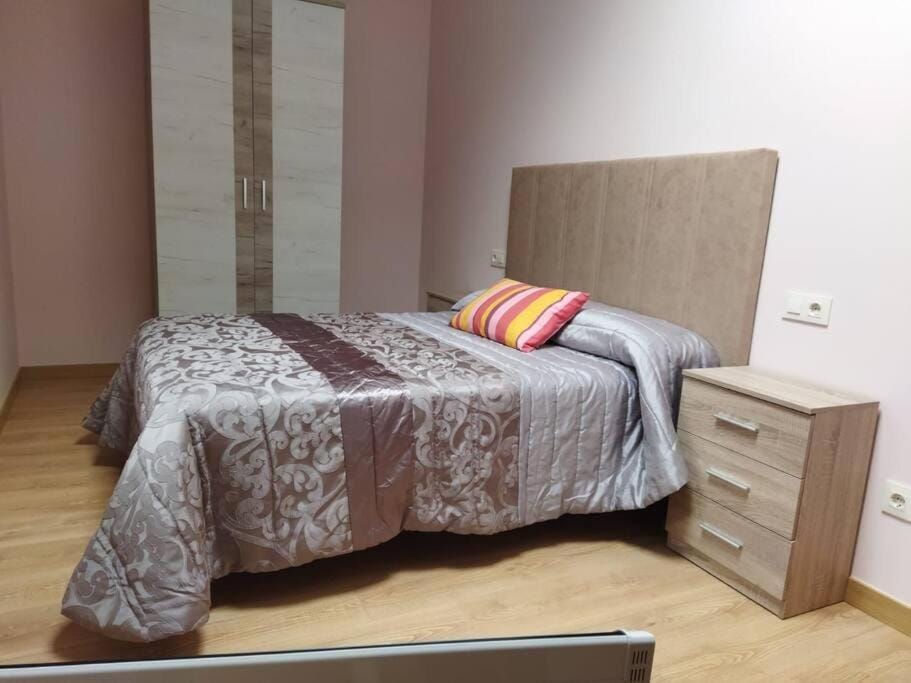 Bed, Bedroom, wardrobe