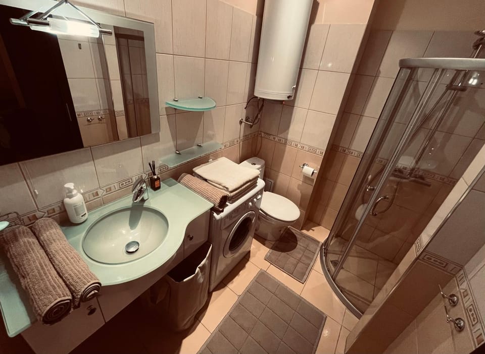 Shower, Toilet, Bathroom, Bath, washing machine, washing machine