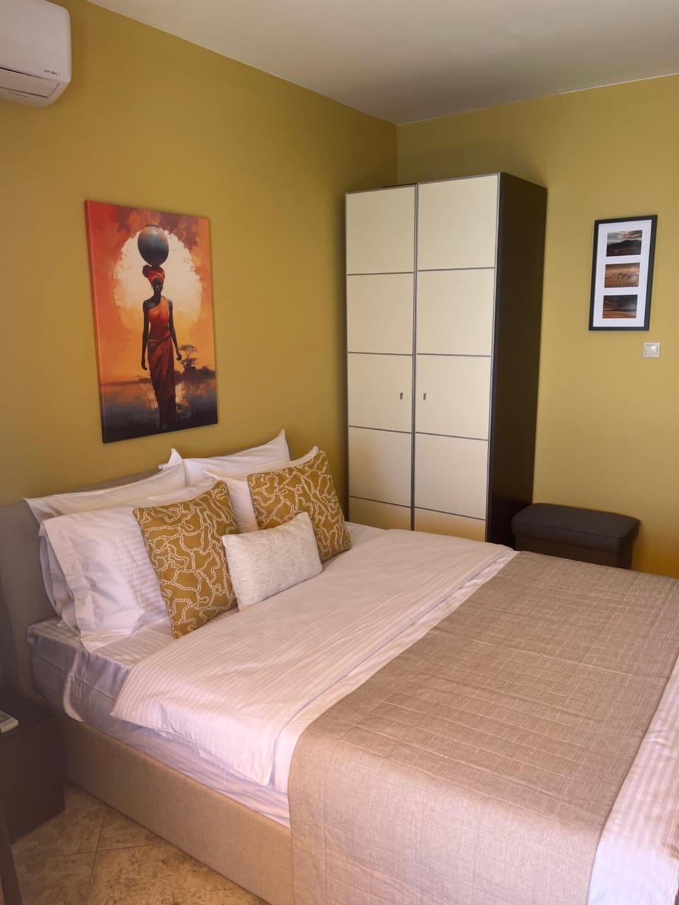 Bed, Bedroom, wardrobe