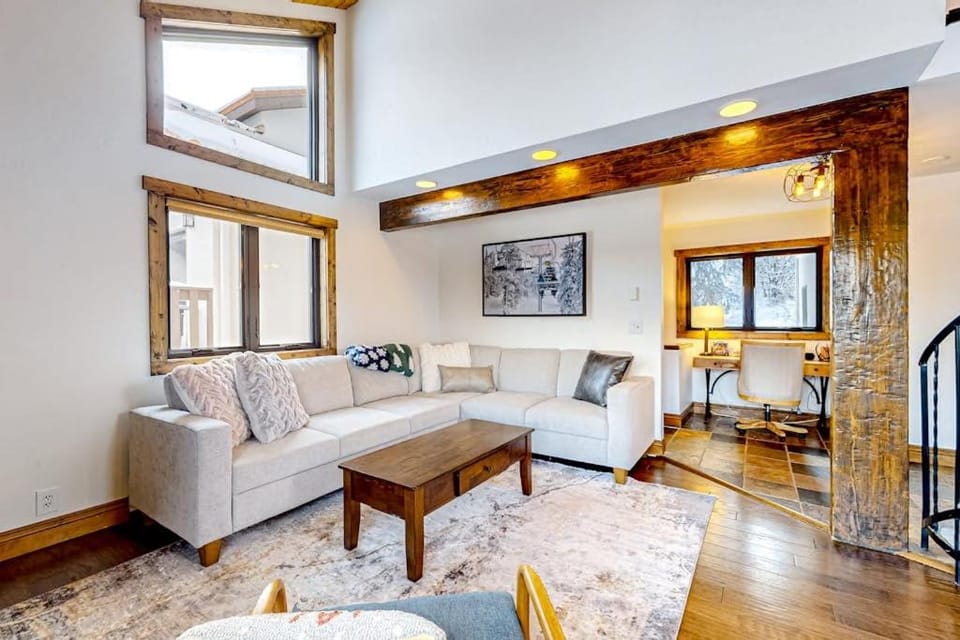 Eagle Vail Mountain Retreat Apartment in Eagle County