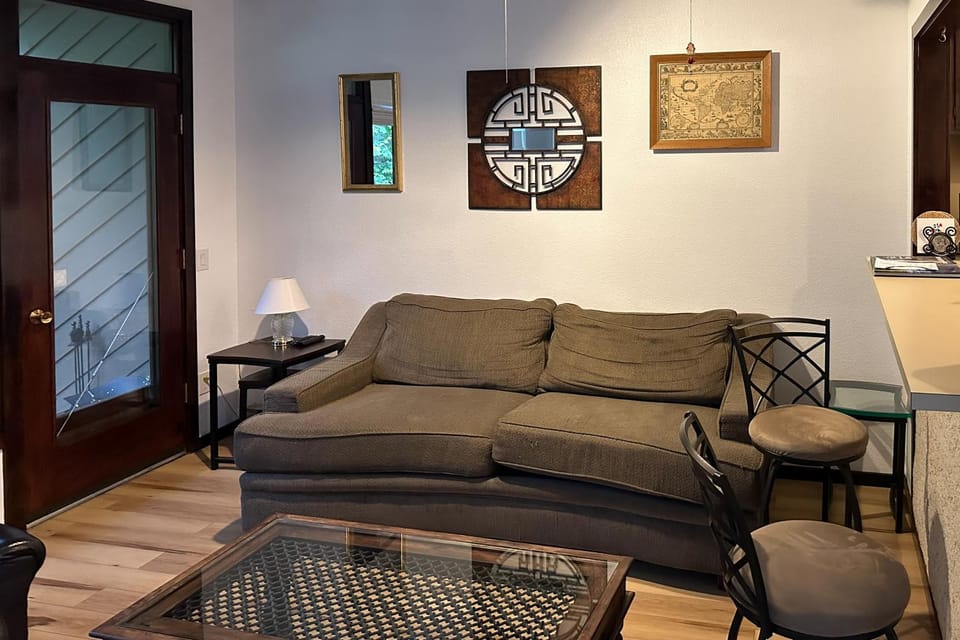 Indoor Pool and Game Room Access! Deming Mtn Escape Apartment in Glacier