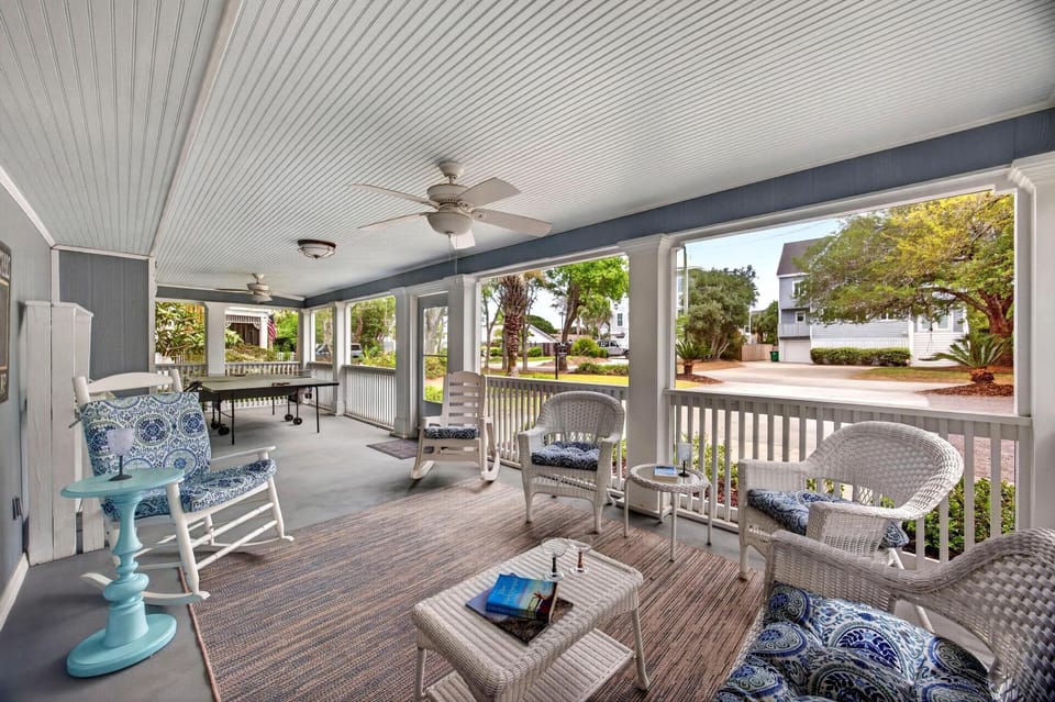 CA411: 411 Carolina Blvd. House in Isle of Palms