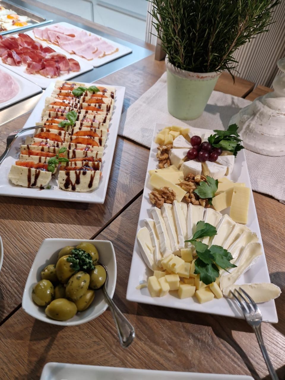 Buffet breakfast