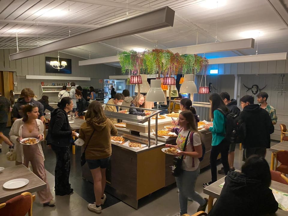 Restaurant/places to eat