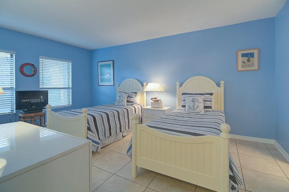 SH101: 101 Summer House House in Wild Dunes