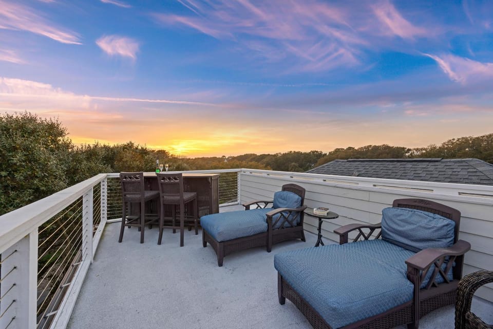 AV8-53: 8 53rd Avenue House in Isle of Palms