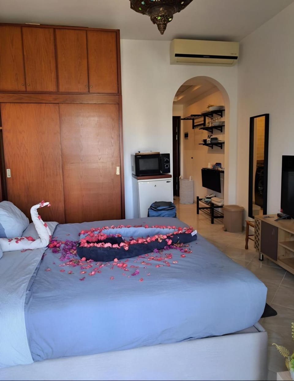 Bed, Bedroom, wardrobe