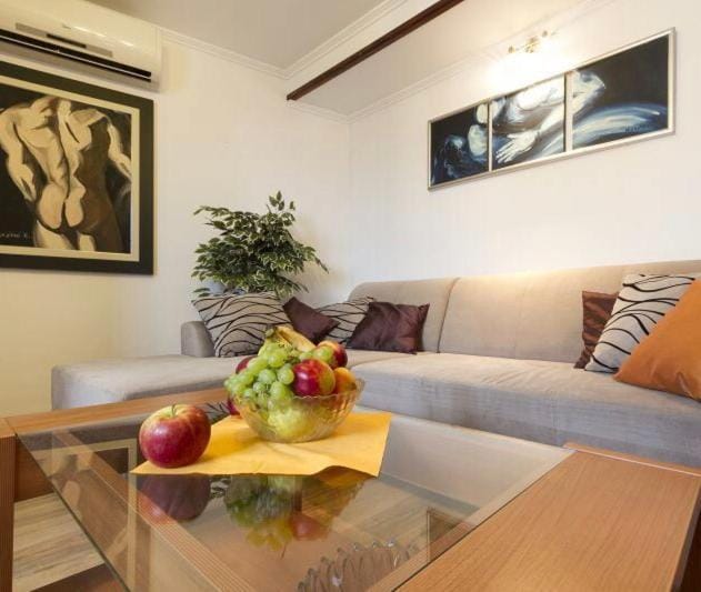 Dining area, air conditioner