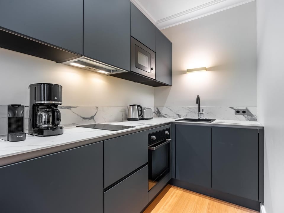 Kitchen or kitchenette