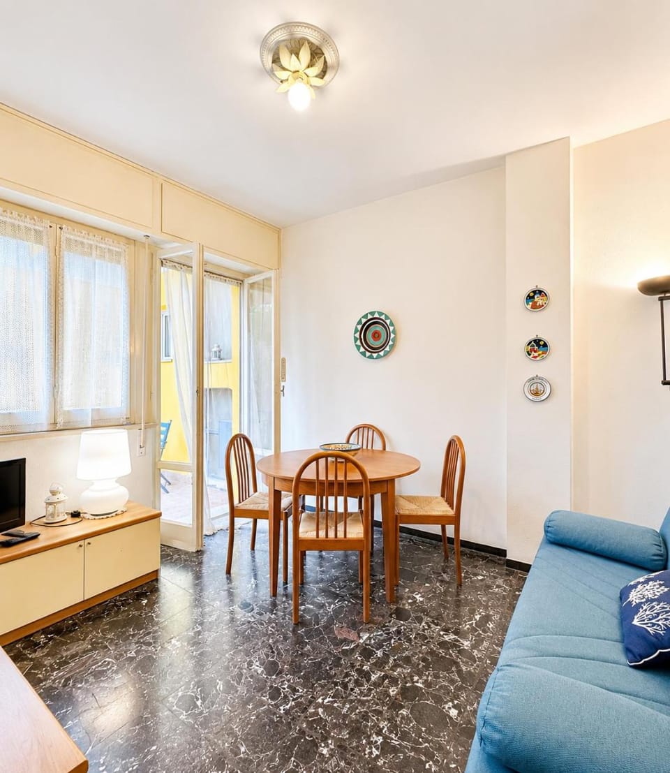 Hostdomus - Casa Medusa Apartment in Finale Ligure