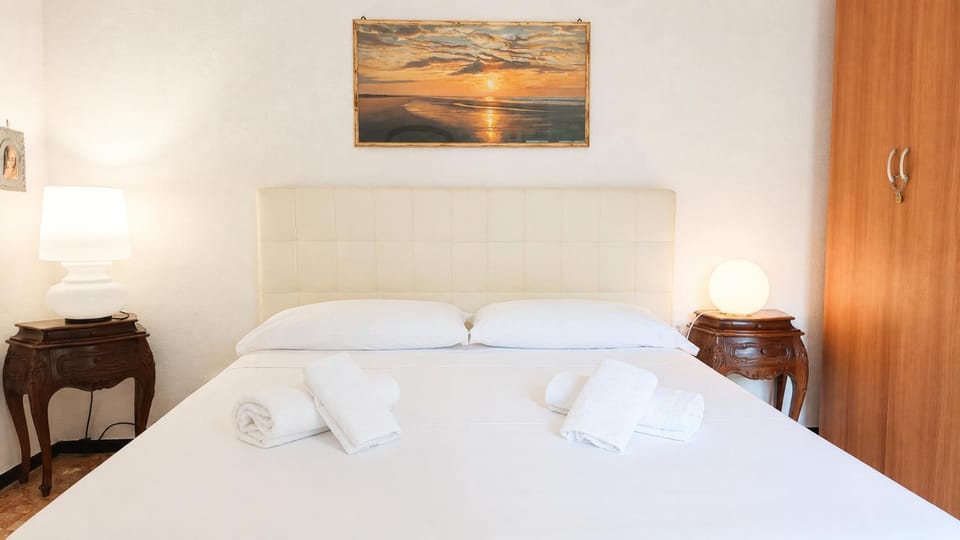 Hostdomus - Casa Medusa Apartment in Finale Ligure