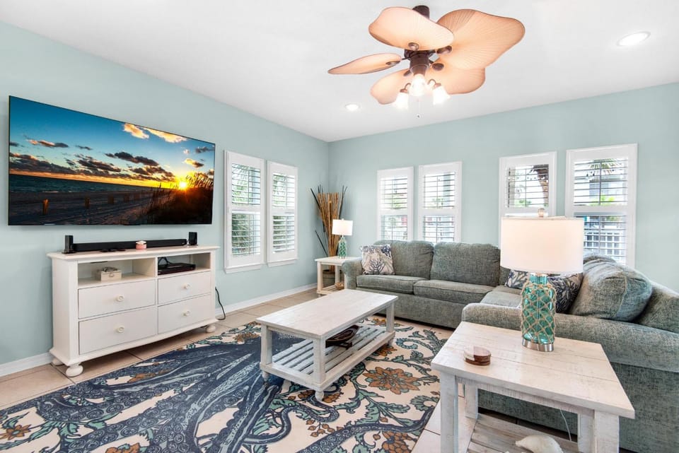 Sailor's Cove House in Pensacola Beach