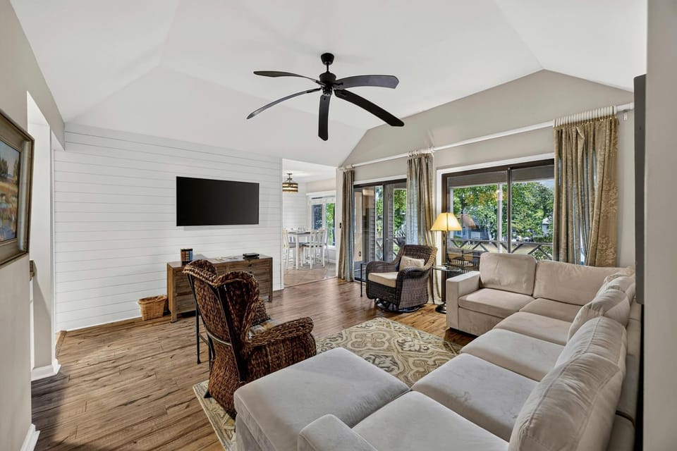 TC4846: 4846 Turtle Cove House in Kiawah Island
