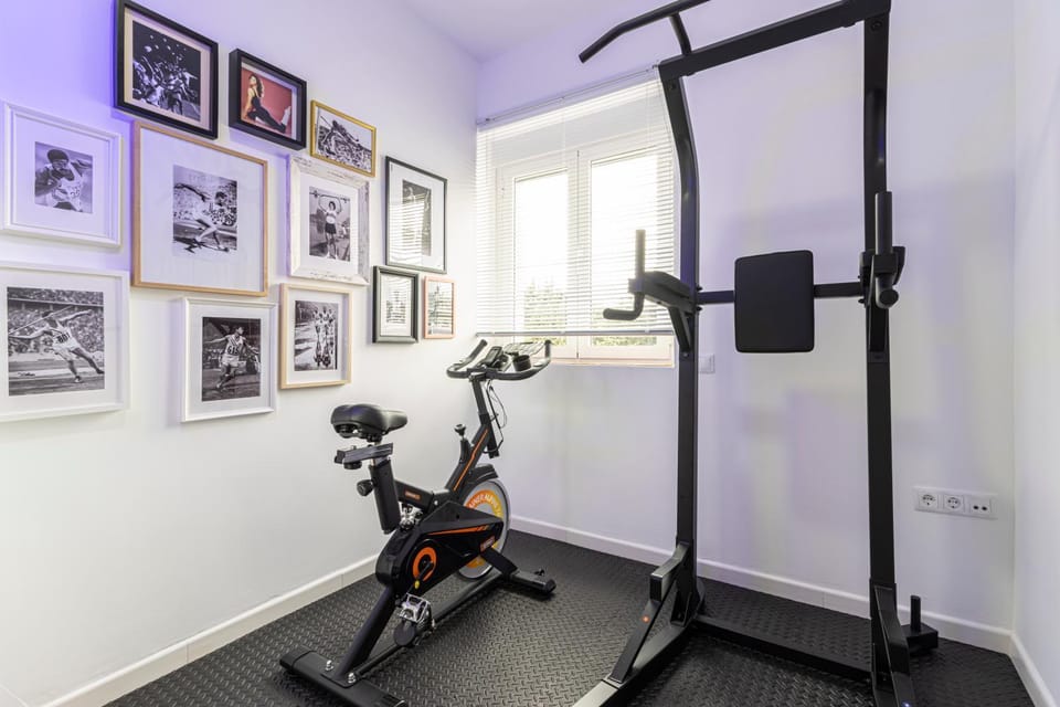 Fitness centre/facilities, Fitness centre/facilities, Cycling