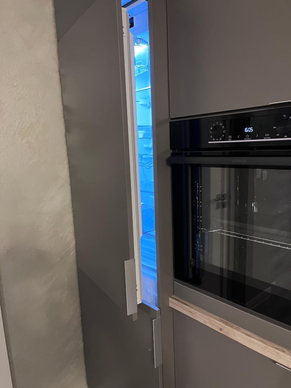 Kitchen or kitchenette, pet friendly