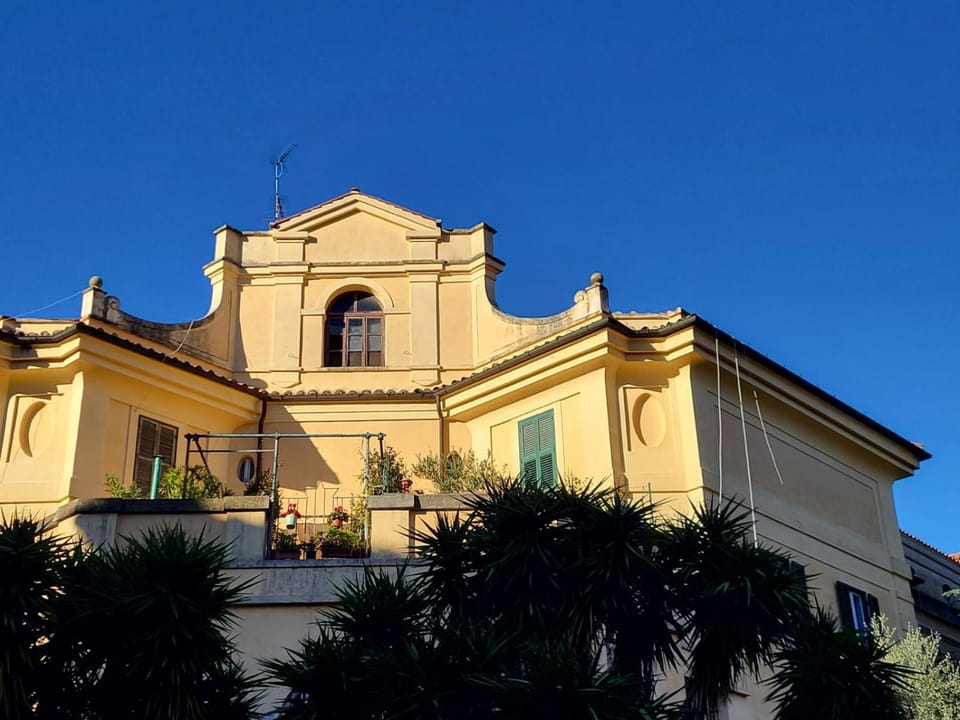 Ginny's Home Apartment in Rome