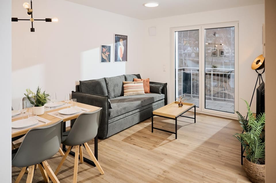 Balcony/Terrace, Living room, Photo of the whole room, Seating area, Dining area