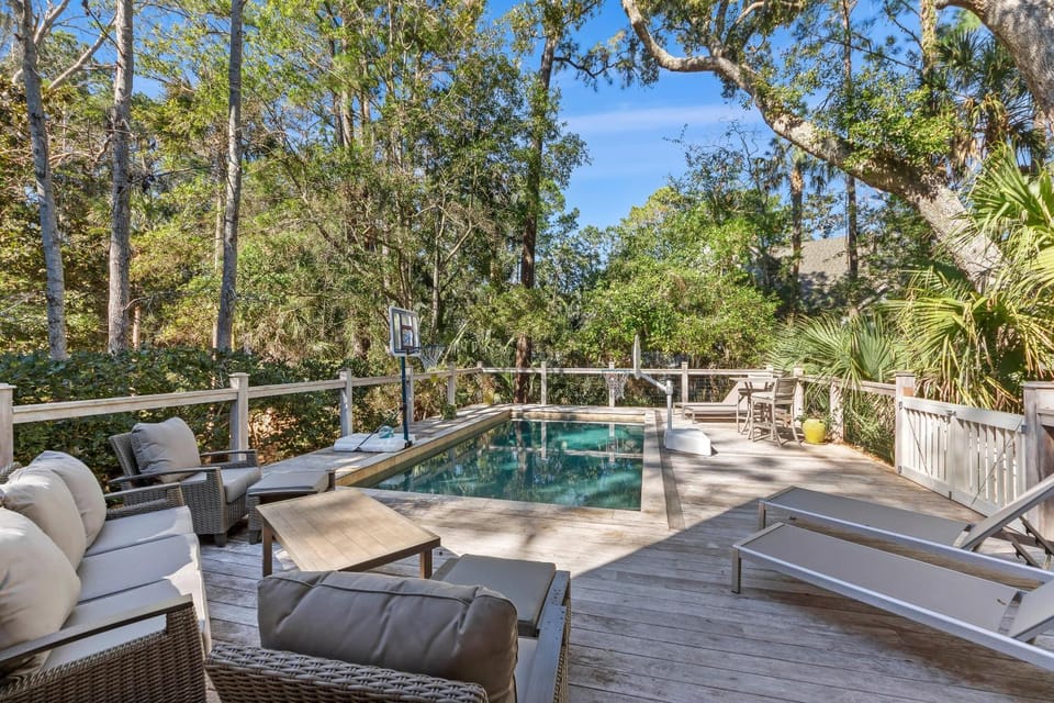 GD77: 77 Governor's Drive House in Kiawah Island