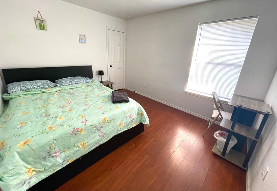 Private room in Dallas near downtown59 Vacation rental in Mesquite