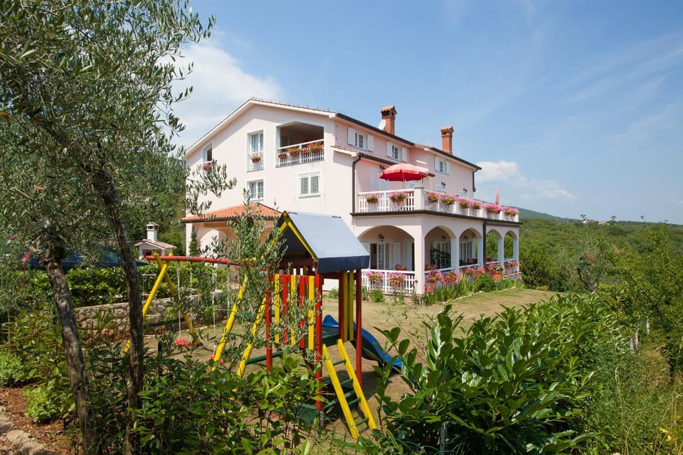 Facade/entrance, Garden
