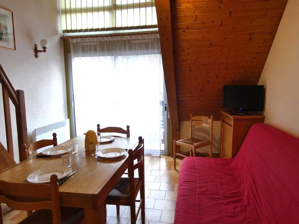 Duplex 6 personnes avec balcon, Saint-Lary-Soulan, près des pistes, parking et casier à ski - FR-1-457-223 Apartment in Saint-Lary-Soulan