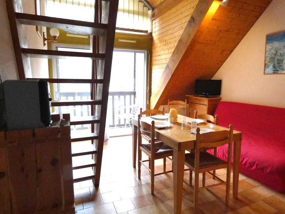 Duplex 6 personnes avec balcon, Saint-Lary-Soulan, près des pistes, parking et casier à ski - FR-1-457-223 Apartment in Saint-Lary-Soulan