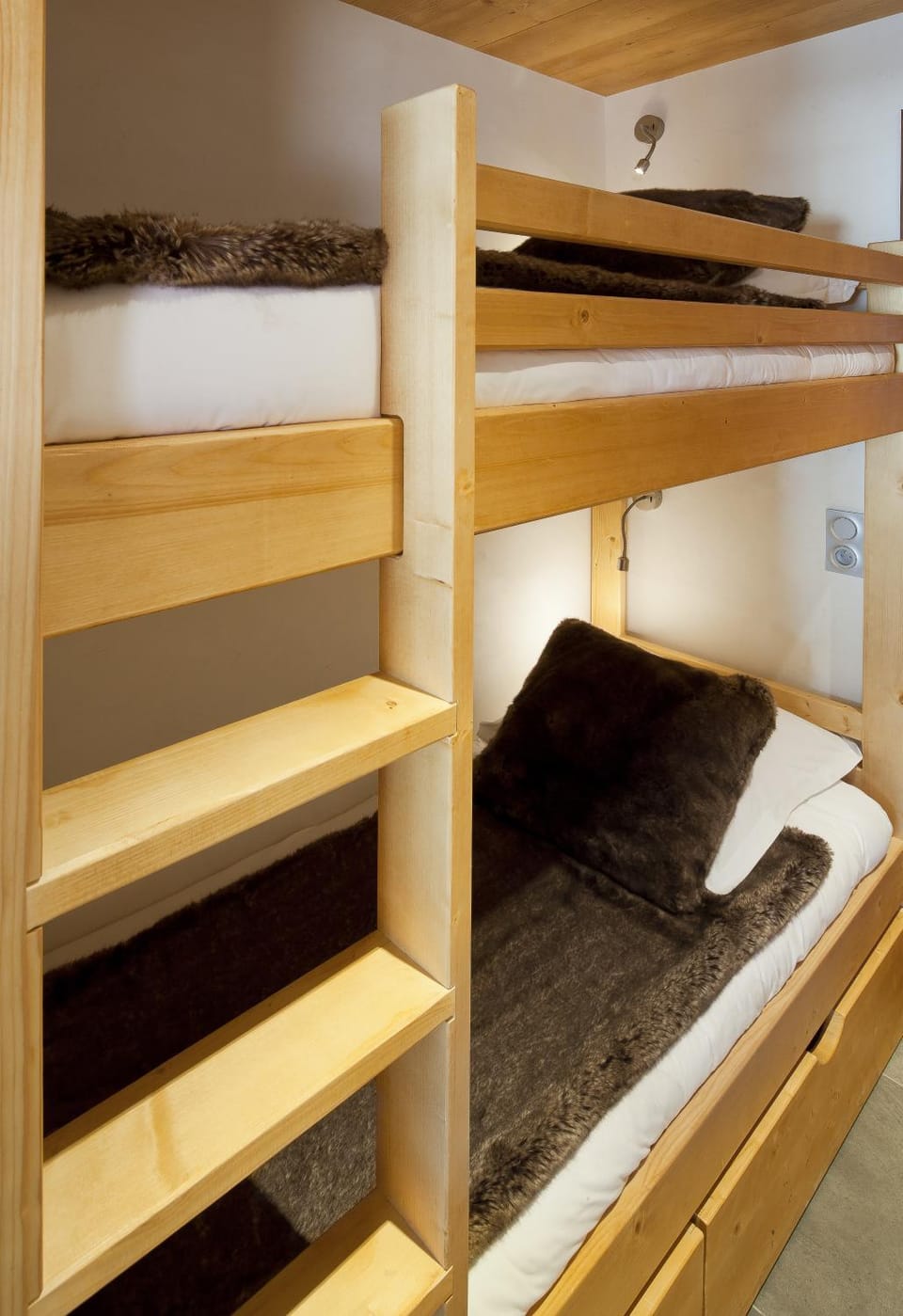 bunk bed