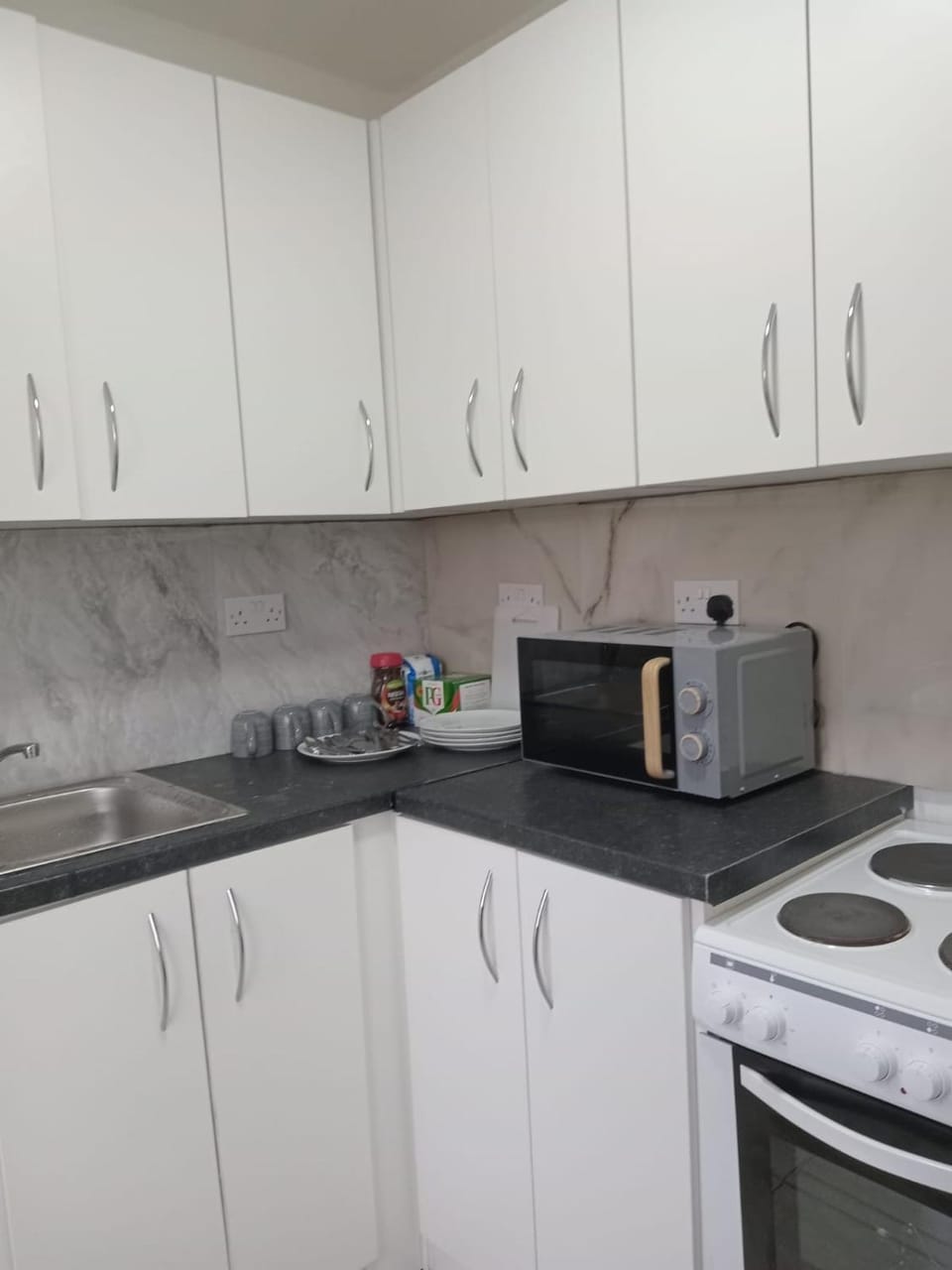 Good priced Accommodation in harrow Bed and Breakfast in Harrow