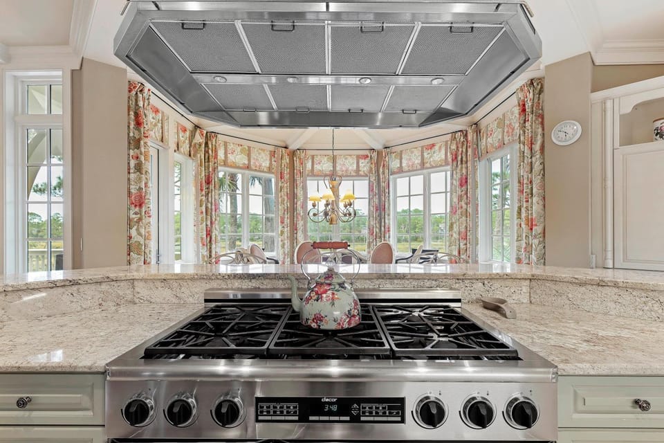 SC31: 31 Salt Cedar House in Kiawah Island
