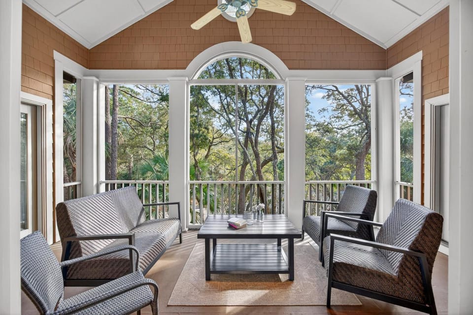 LOW374: 374 Low Oak Woods House in Kiawah Island