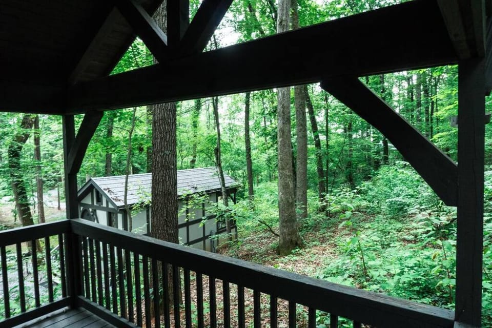 Cozy Cabin Near the Smokies #12 Carlotta Cabin in Sevier County