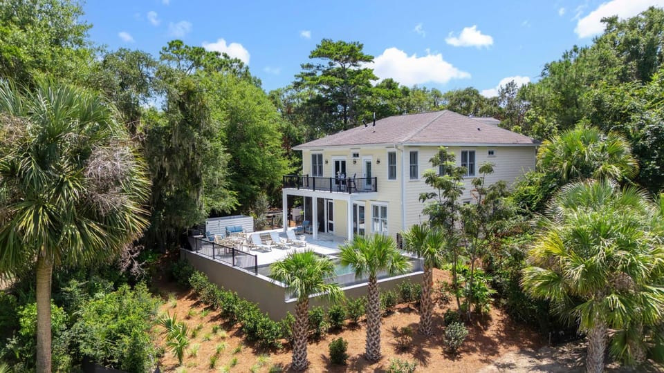 HH2482: 2482 High Hammock Road House in Seabrook Island