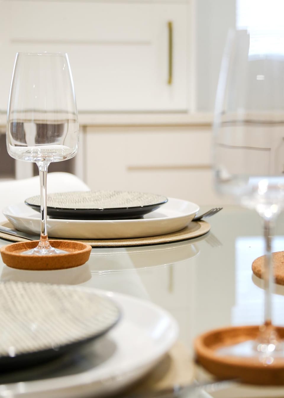 Dining area, Food, Drinks