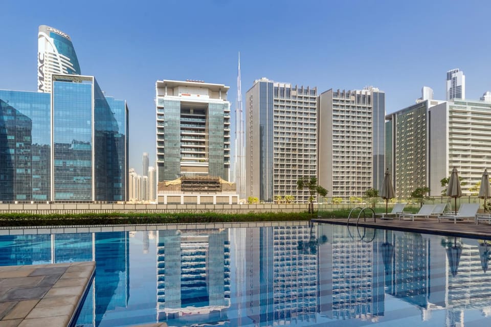 Day, View (from property/room), City view, Pool view, Swimming pool, sunbed