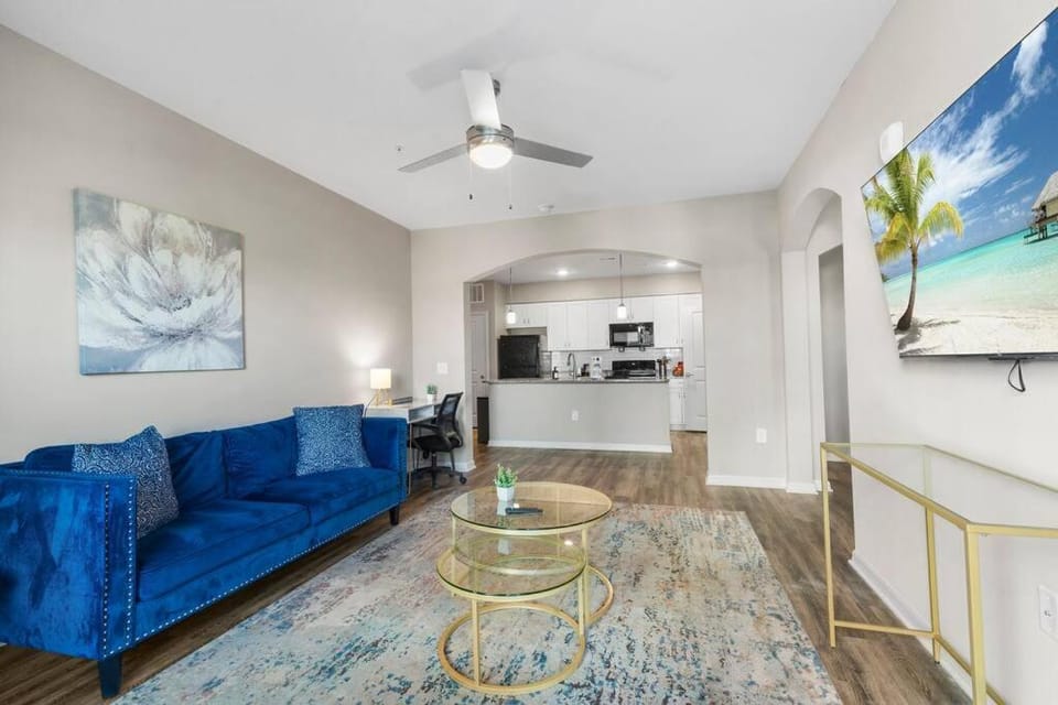 Contemporary Haven with Modern Amenities Apartment in Melbourne
