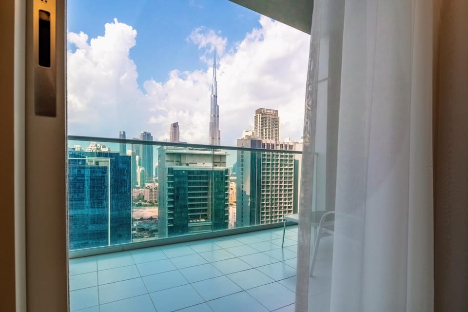 View (from property/room), Balcony/Terrace, City view