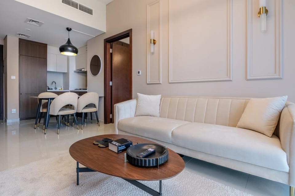 Living room, Dining area, kitchen