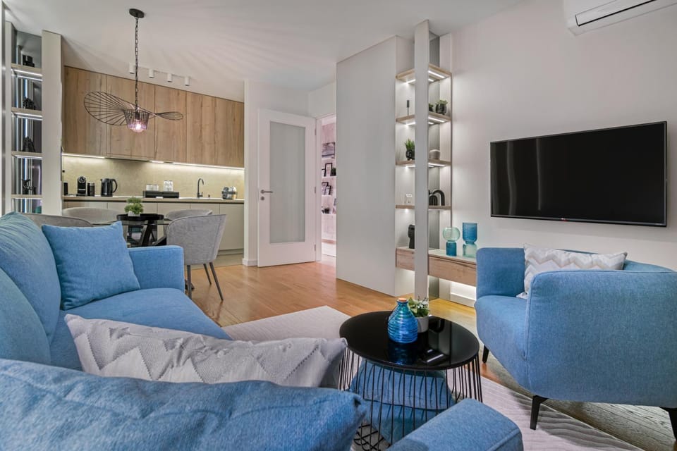 Living room, Dining area, kitchen