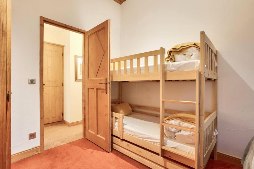 Bed, Bathroom, furniture