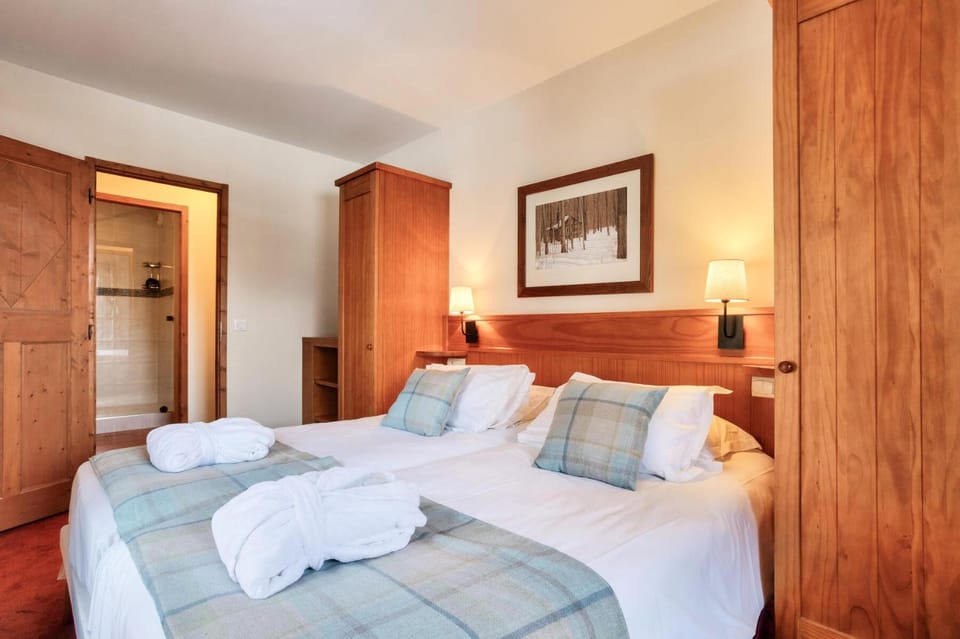 Bed, Living room, Bedroom, furniture