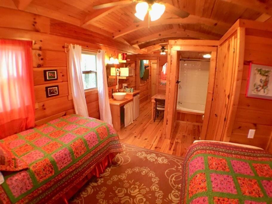 Gypsy Cottage Near the Smokies #16 Sabina House in Sevier County
