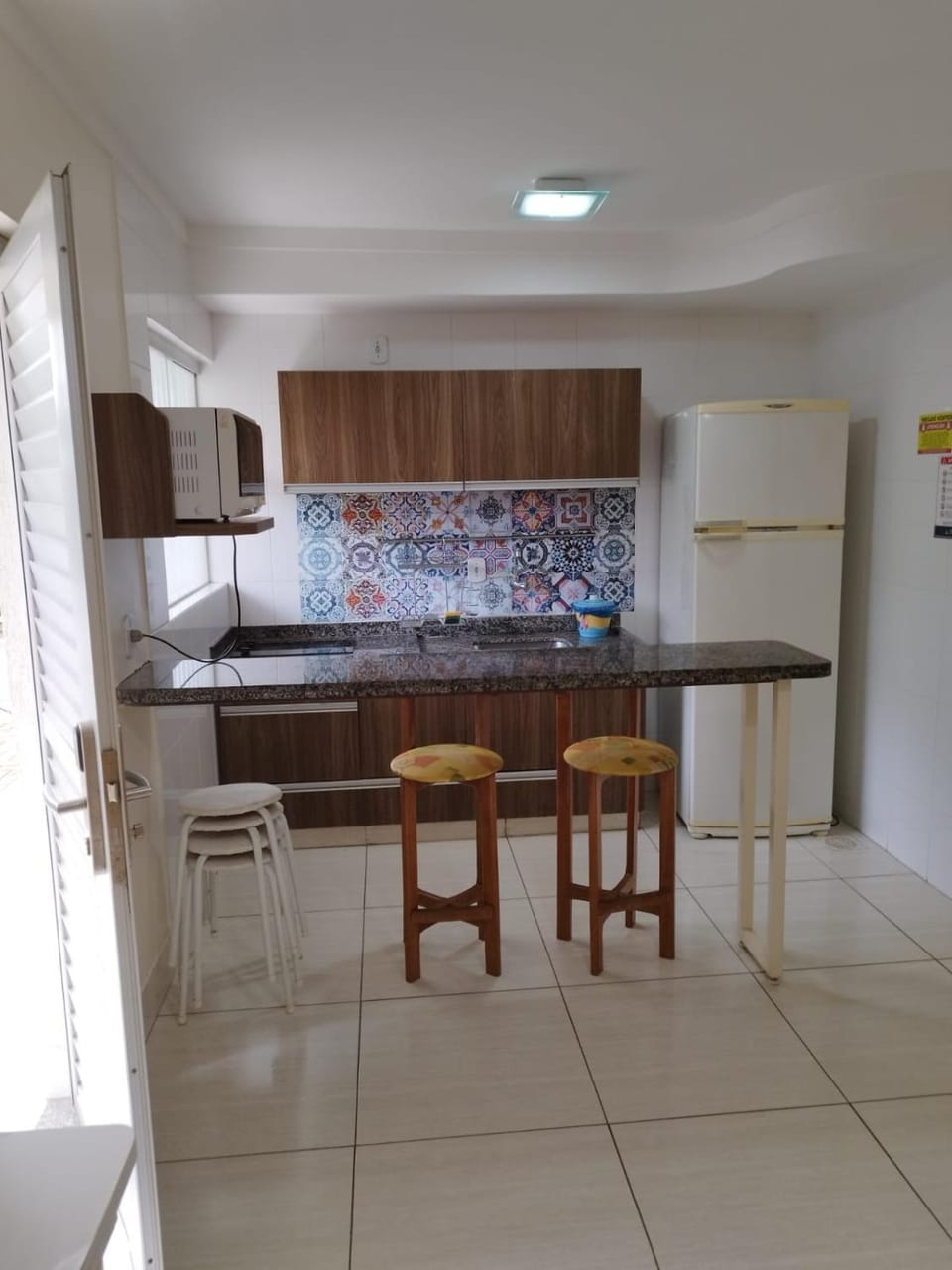 Nobrezafiori LACQUA Roupas de cama e banho e taxa de do hotel nao incluso no valor da diaria valor a pagar na recepcao OBS MENOR DE 18 anos desacompanhado dos pais tem que ter autorizacao com RECONHECIMENTO de firma no cartório Apartment in State of Goiás