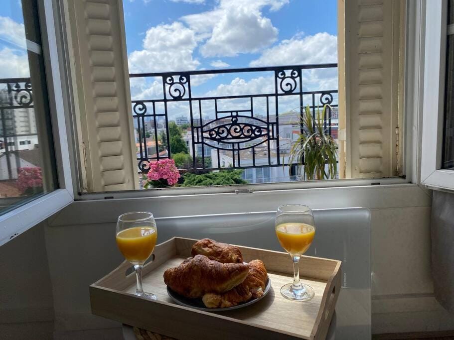 Petit Cosy Aux Portes de Paris, En Face Du M 13 Apartment in Île-de-France