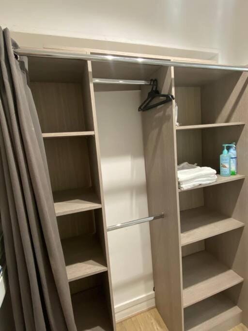 Petit Cosy Aux Portes de Paris, En Face Du M 13 Apartment in Île-de-France